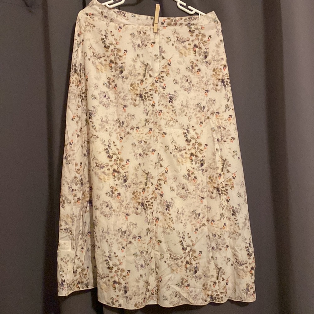 🤎 Beautiful Floral Skirt, Midi/Maxi Skirt, Size Small/Medium